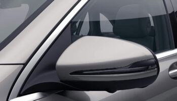 dettaglio specchietto mercedes elegance
