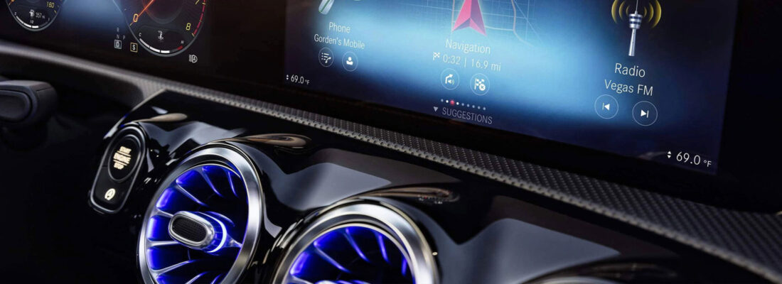 mercedes business dettaglio display