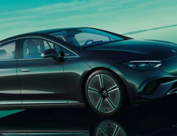 mercedes eqe elettrica