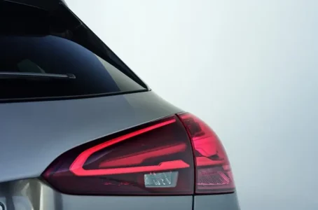 Nuova Mercedes Benz Classe A dettaglio faro