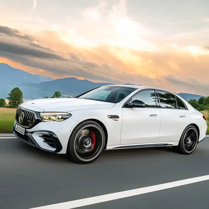 Nuova Mercedes-AMG E 53 HYBRID 4MATIC+